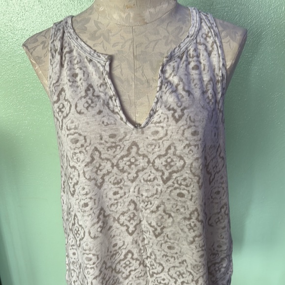 Athleta women’s tank top - Picture 2 of 7